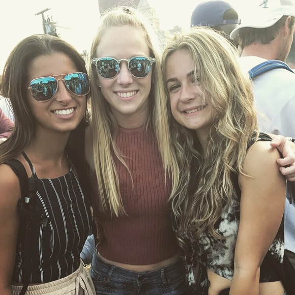 Windsor Navy Crop Top With White Stripes - Picture 5 of 5